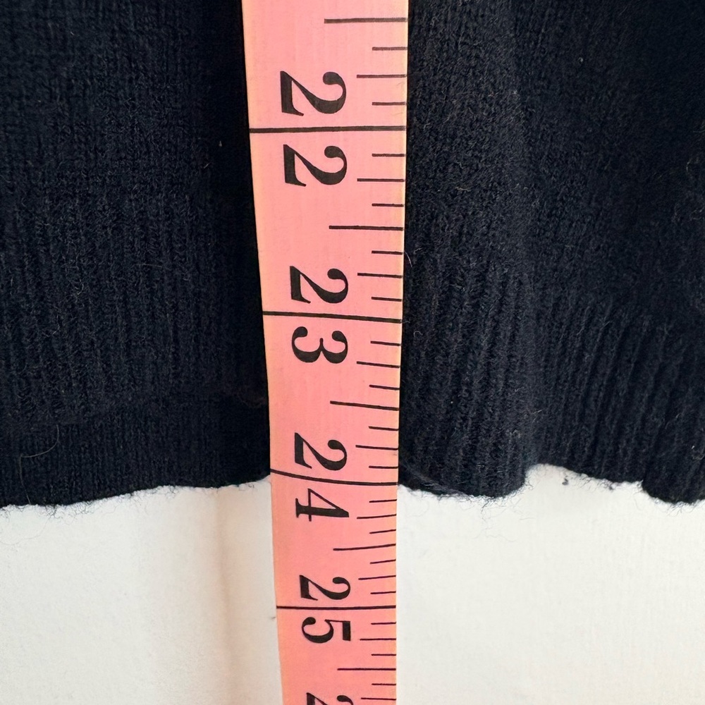 Kate Spade New York Black & White Floral And Sequin Wool Blend Sweater Sz Small - Picture 10 of 11